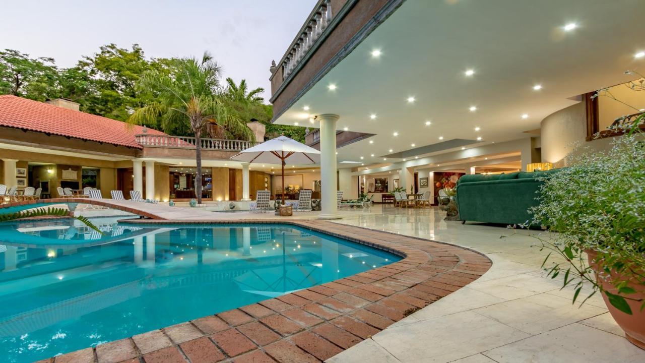 Bed and Breakfast Christies At 32 On Russell Mbombela Exterior foto