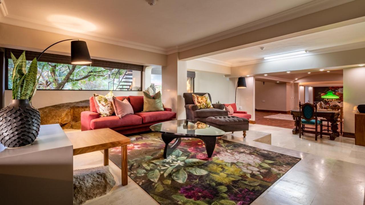Bed and Breakfast Christies At 32 On Russell Mbombela Exterior foto