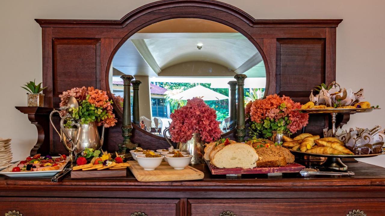 Bed and Breakfast Christies At 32 On Russell Mbombela Exterior foto