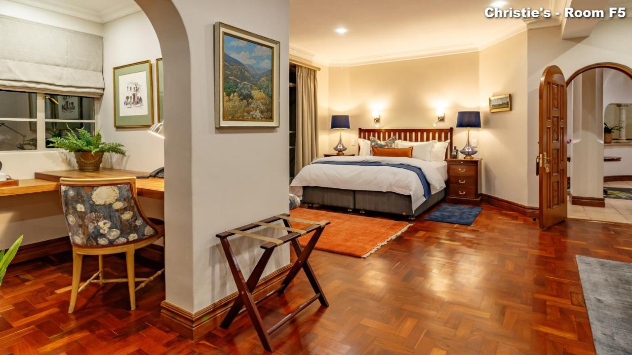 Bed and Breakfast Christies At 32 On Russell Mbombela Exterior foto